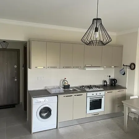 Royal Life Apartman *